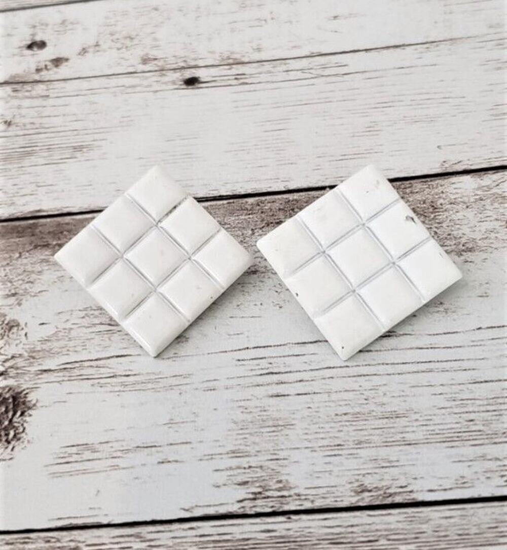 Vintage Trifari Clip On Earrings Diamond Shape White